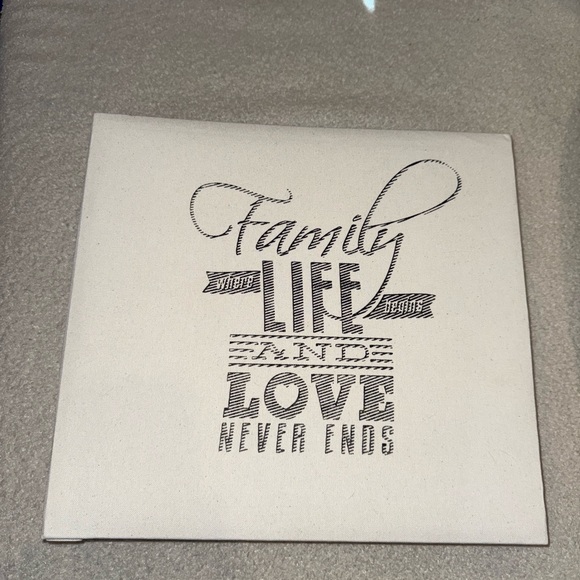 Large Family Scrapbook - Picture 2 of 4